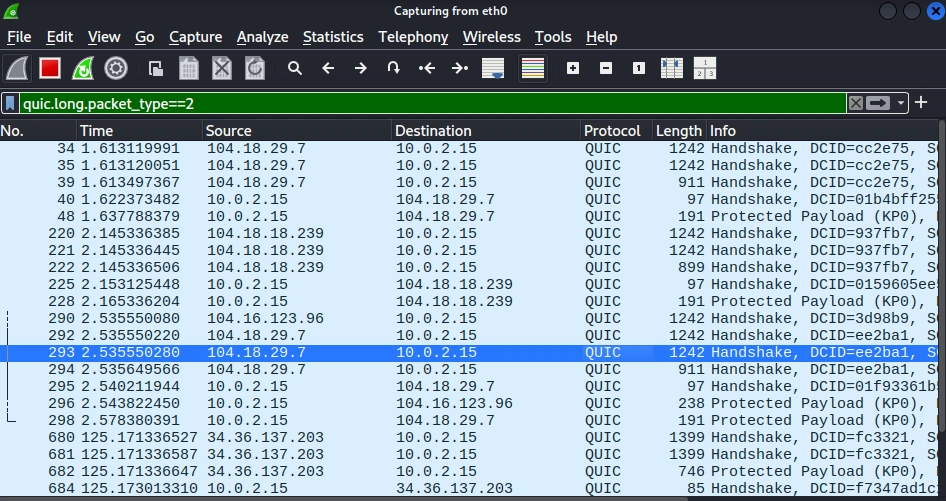 Interface do Wireshark exibindo apenas pacotes QUIC Handshake com o filtro de tipo de long header aplicado